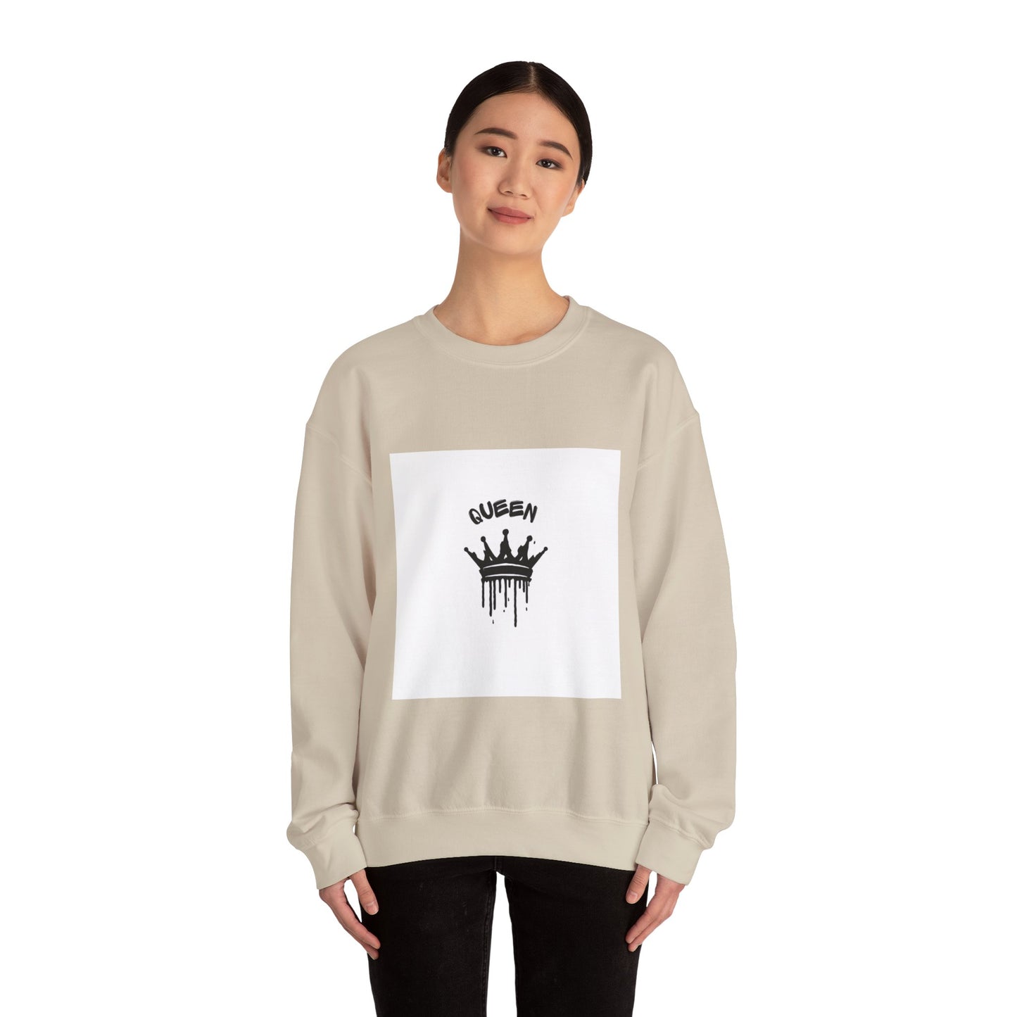 Queen Heavy Blend Crewneck Sweatshirt - Stylish and Comfortable Apparel